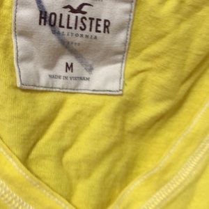 Hollister V-Neck